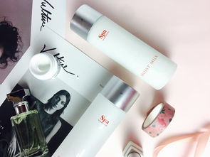 用手機(jī)拍出場(chǎng)景感 水乳化妝品拍攝技巧全解析